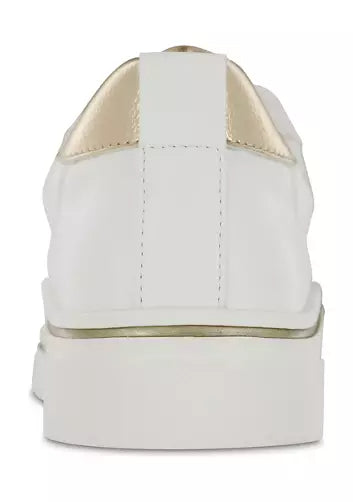 Alta Metallic Sneaker