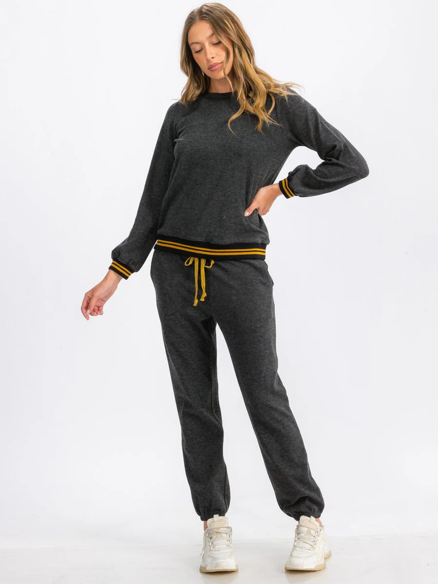 Trim Detail Sweatshirt - Black