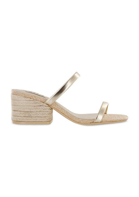Isabeli Sandal