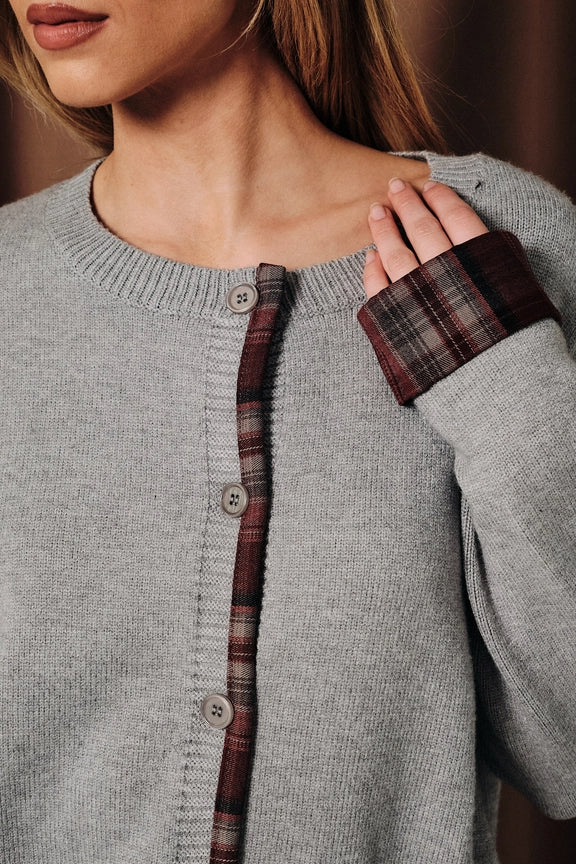 Plaid Sleeve Contrast Cardigan