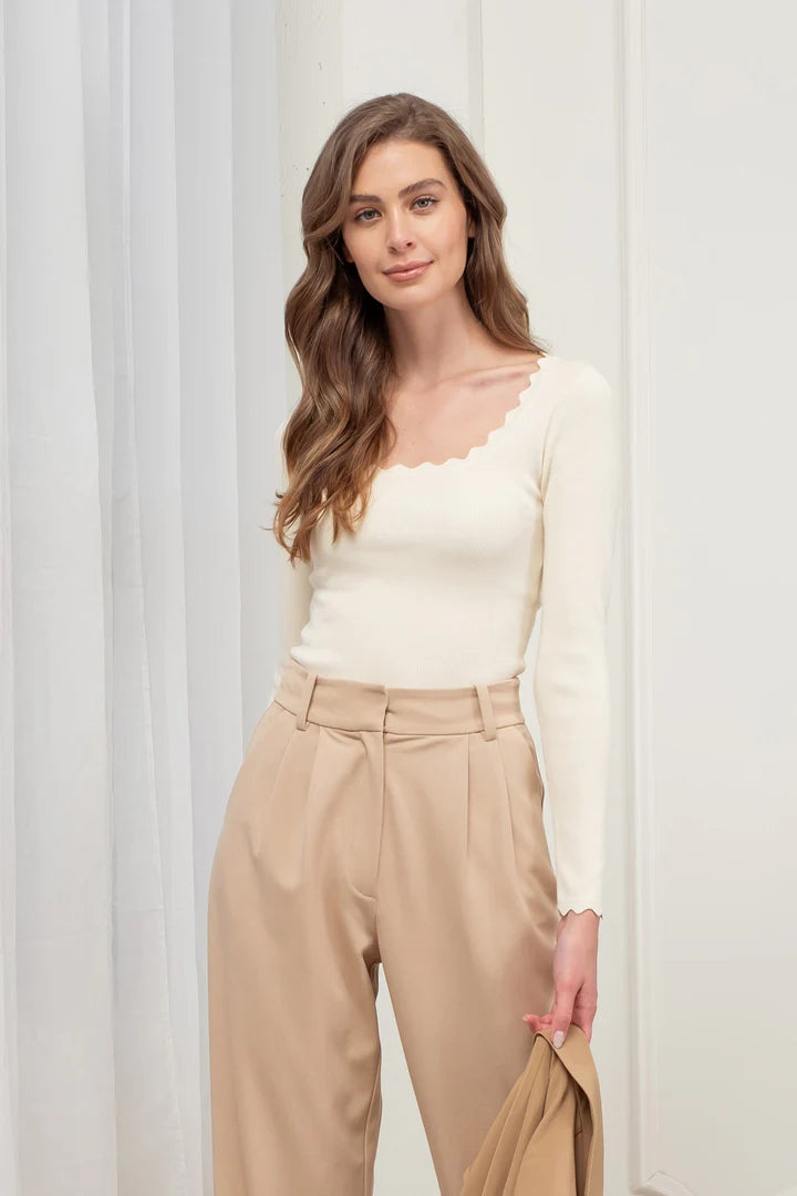Scallop Trim Top - Oatmeal