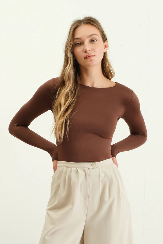 Round Neck Fitted Top - Coffee Bean