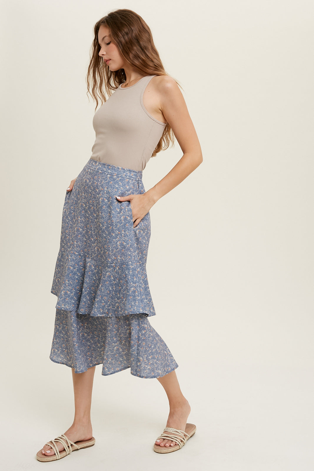 Cropped Tank with Bra Insert - Shell