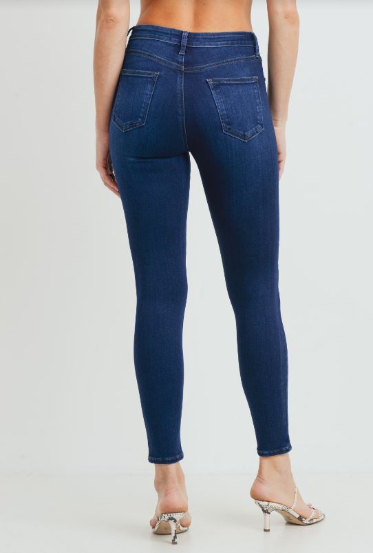 5 Pocket Skinny Butter Jeans