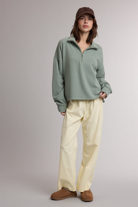 Quarter Zip Oversized Sweatshirt