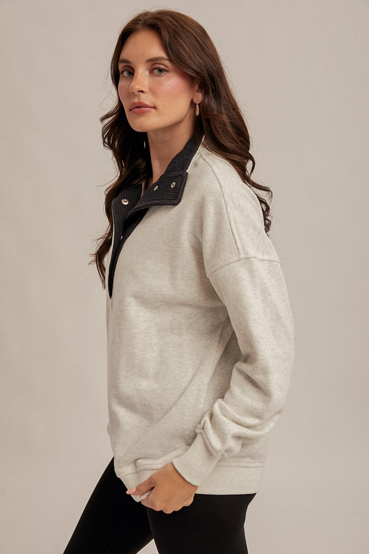 Contrast Snow Wash Sweatshirt