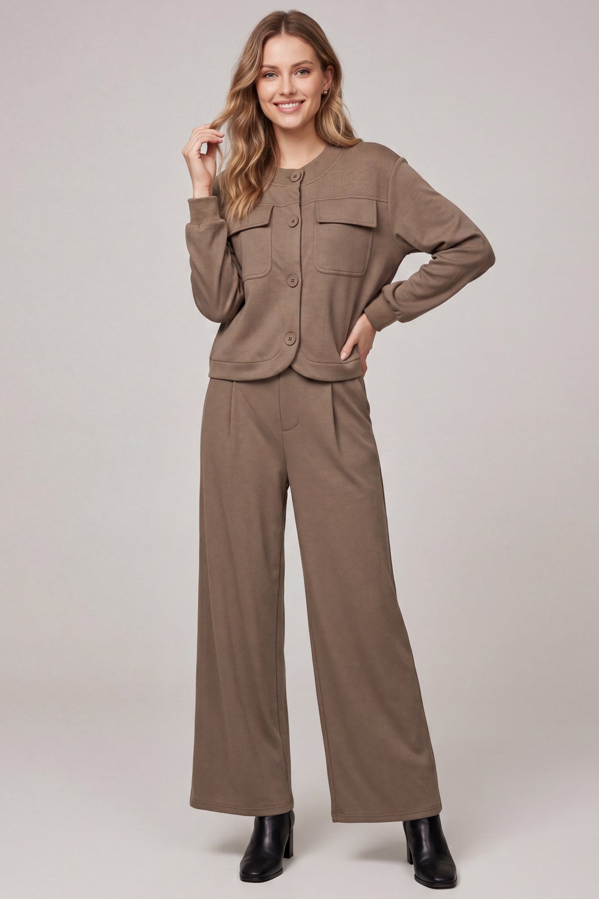 Pleated Knit Pants - Mocha
