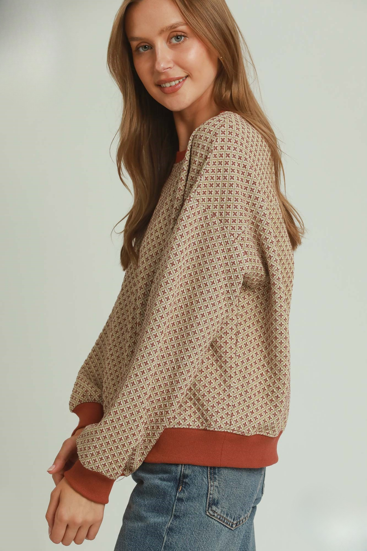 Geometric Contrast Trim Sweater