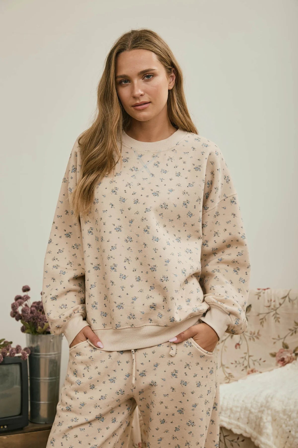 Ditsy Floral Sweatshirt