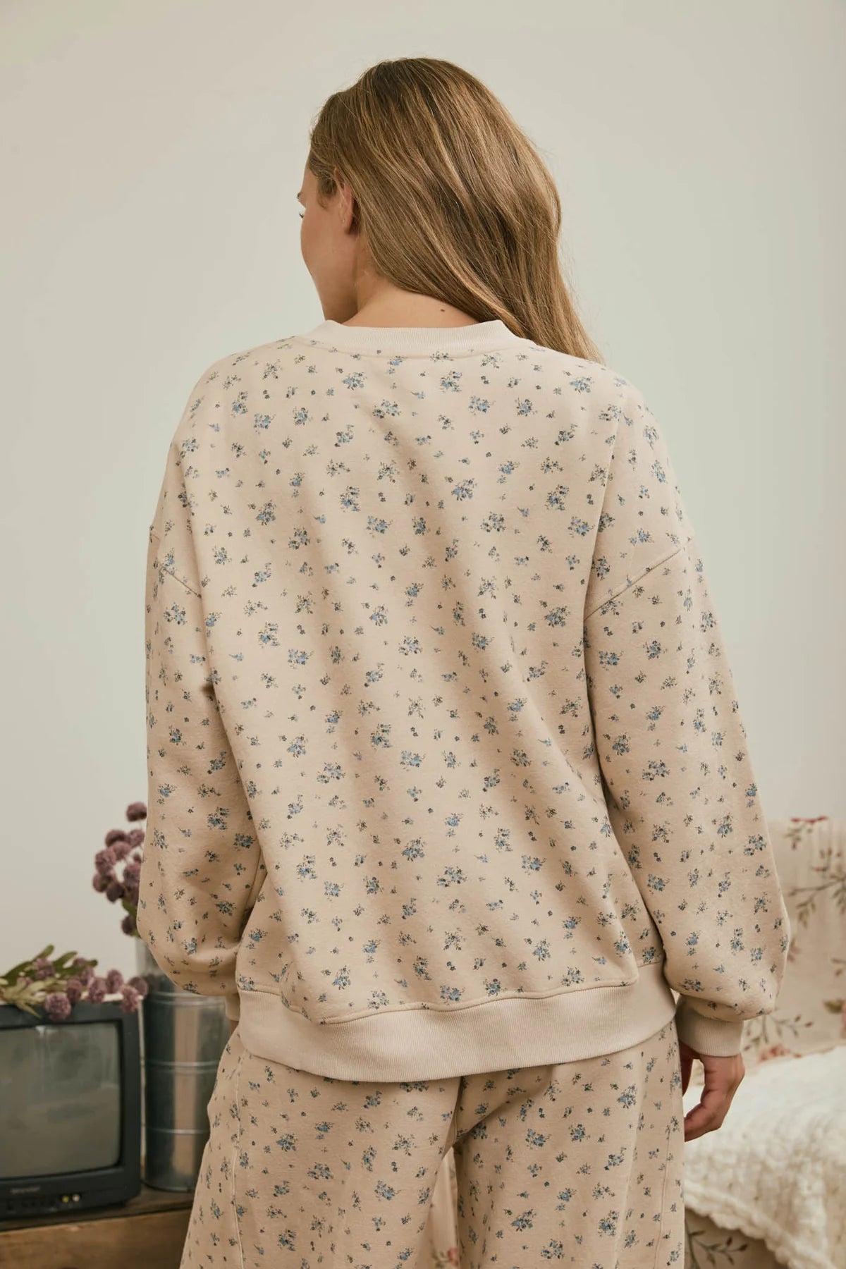Ditsy Floral Sweatshirt