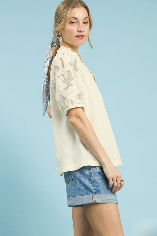 Lace Contrast Sleeve Top