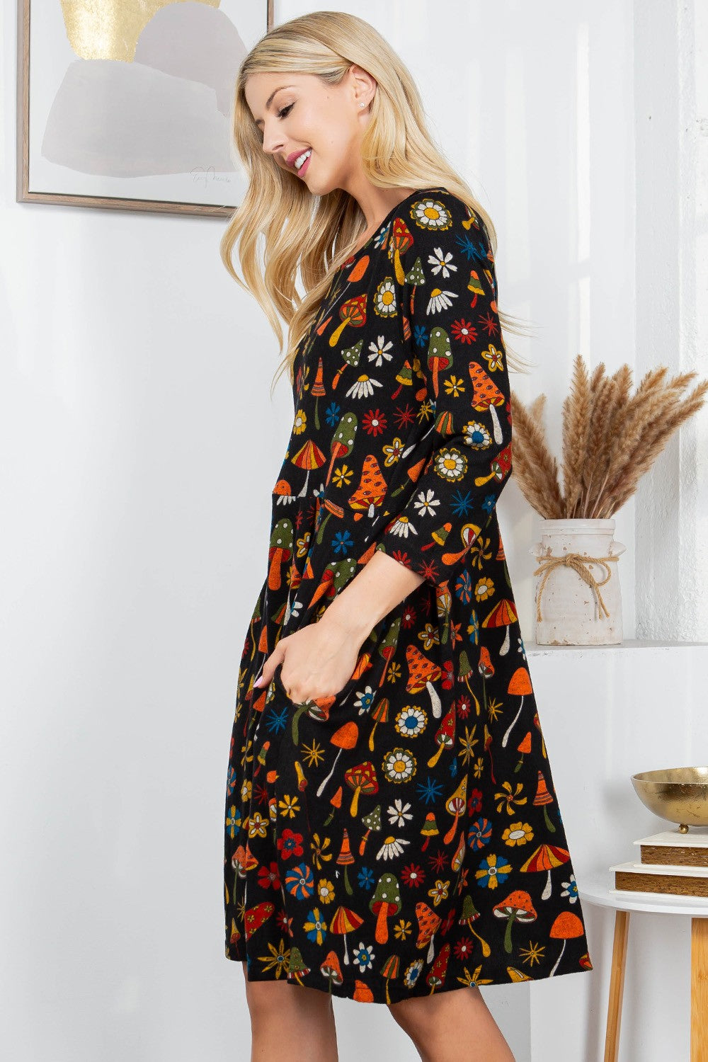 Retro Mushroom Sweater Dress - Black
