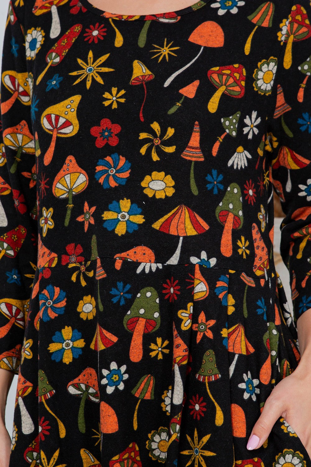 Retro Mushroom Sweater Dress - Black