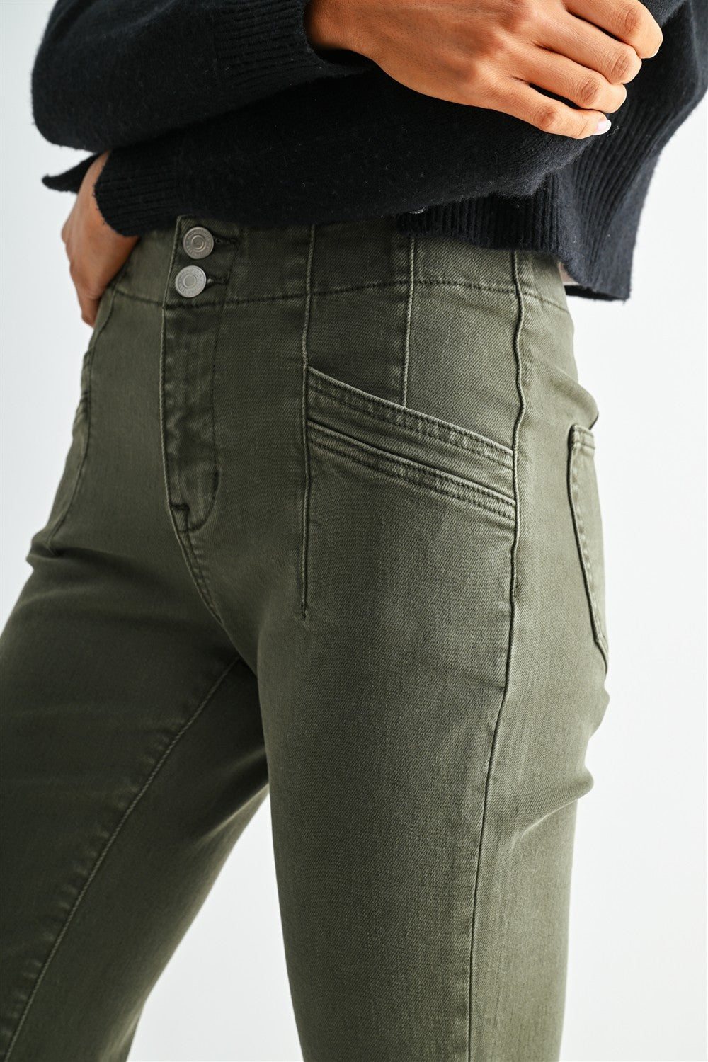 Olive Mid-Rise Straight Jean