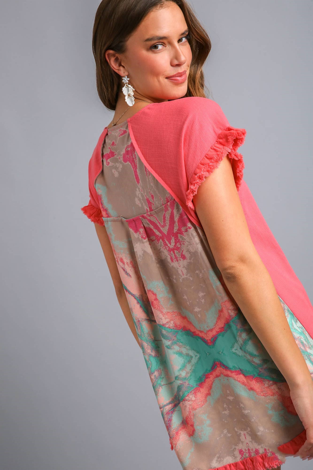 Abstract Print Unfinished Hem Top