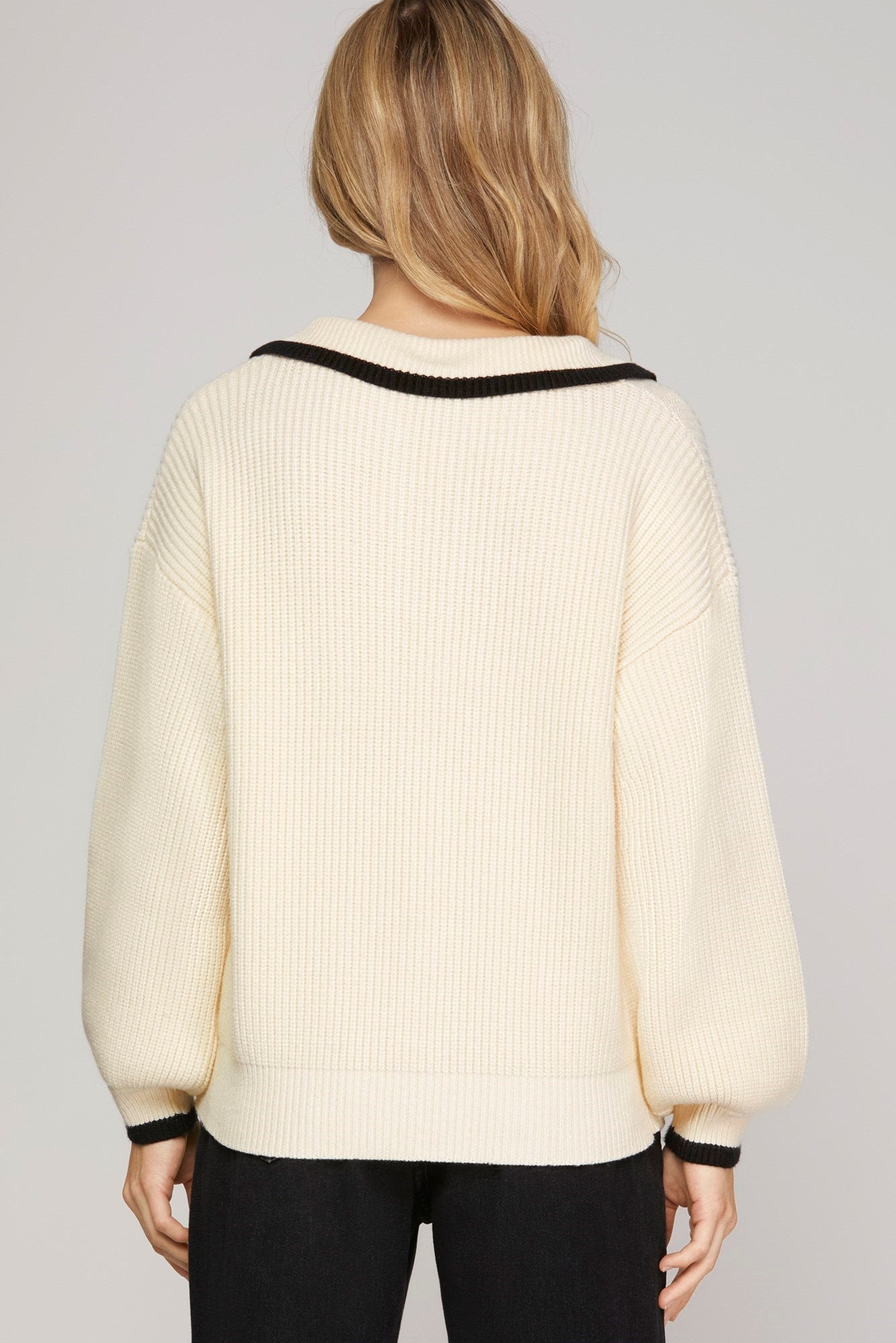 Contrast Edge Sweater Top