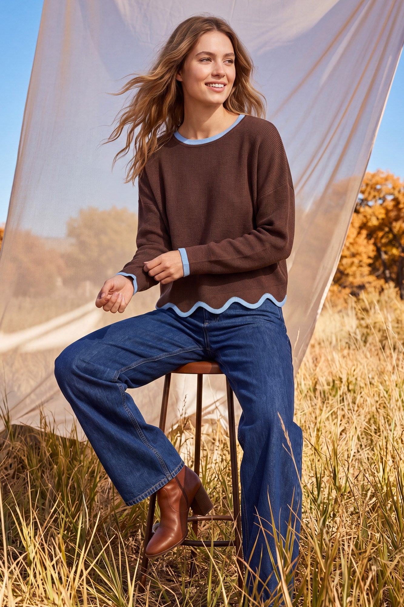 Contrast Scallop Edge Sweater