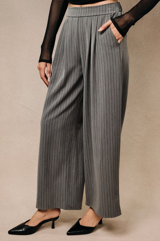 Pleated Wide Leg Pant