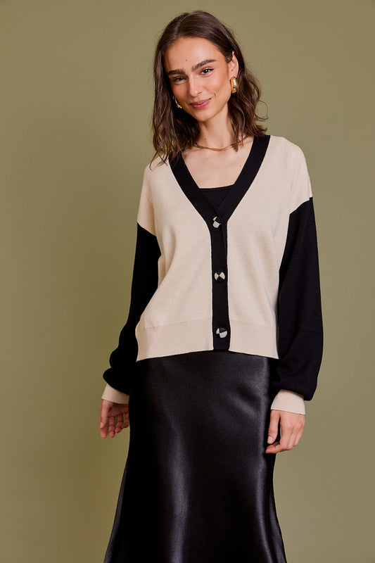 Contrasting Buttons Cardigan