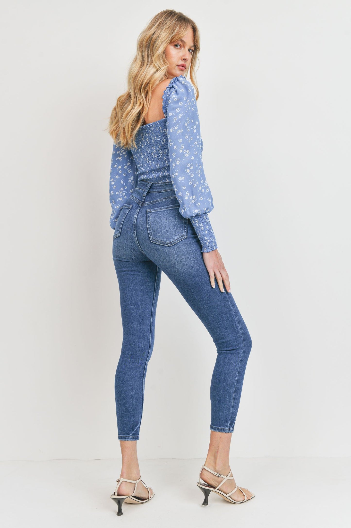 High Rise Button Up Ankle Fray Skinny Jeans - Dark Denim Wash