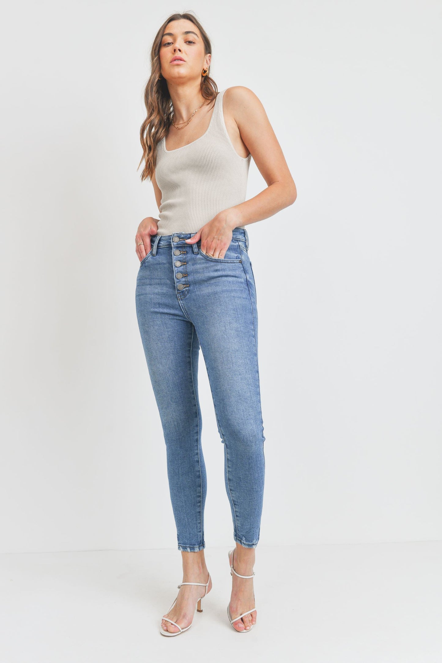 High Rise Button Up Ankle Fray Skinny Jeans - Medium Wash